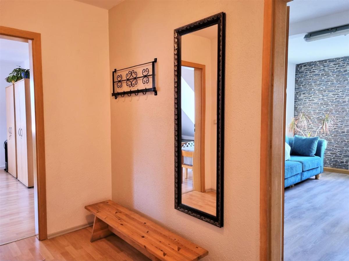 Apartment Bayreuth, Grosse Ferienwohnung Im Haus Mit Kunst, 3 Schlafzimmer, Kueche, Parkplatz المظهر الخارجي الصورة