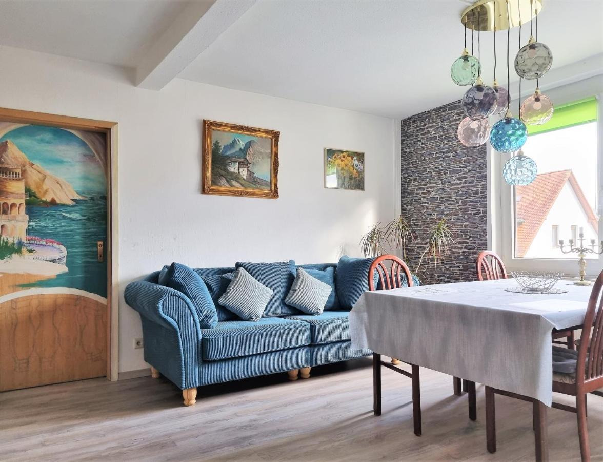 Apartment Bayreuth, Grosse Ferienwohnung Im Haus Mit Kunst, 3 Schlafzimmer, Kueche, Parkplatz المظهر الخارجي الصورة