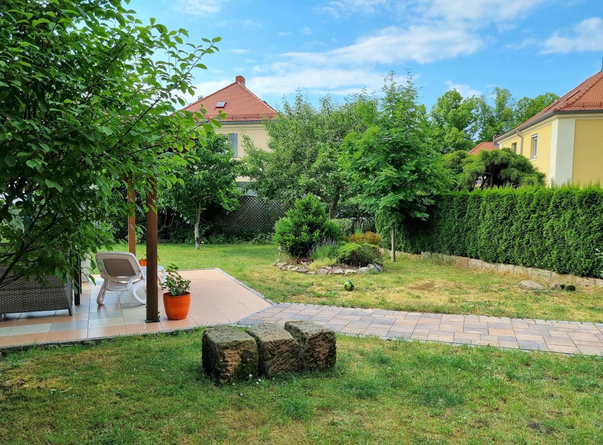 Apartment Bayreuth, Grosse Ferienwohnung Im Haus Mit Kunst, 3 Schlafzimmer, Kueche, Parkplatz المظهر الخارجي الصورة